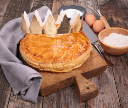 Galette à la frangipane feuilletée pour l'épiphanie