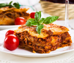 Lasagne à la bolognaise et béchamel maison