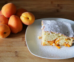 Gateau à l'abricot frais